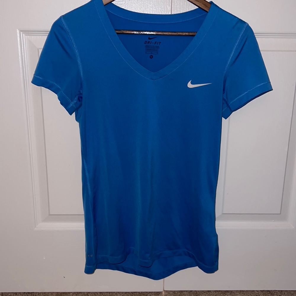 NIKE | blue athletic shirt